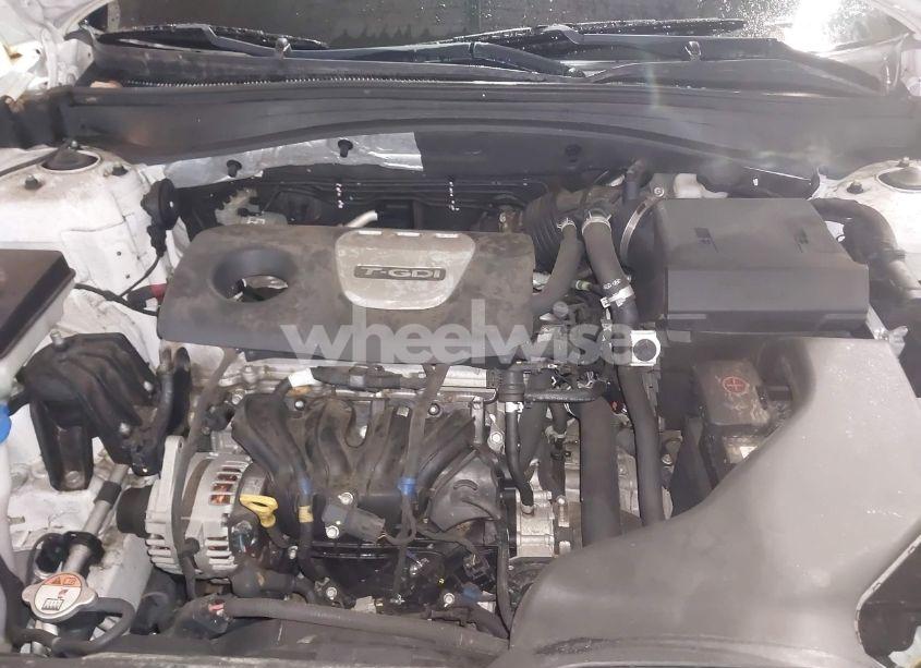 Photo 10 of 2018 Kia Optima LX TURBO (VIN 5XXGT4L11JG179408)