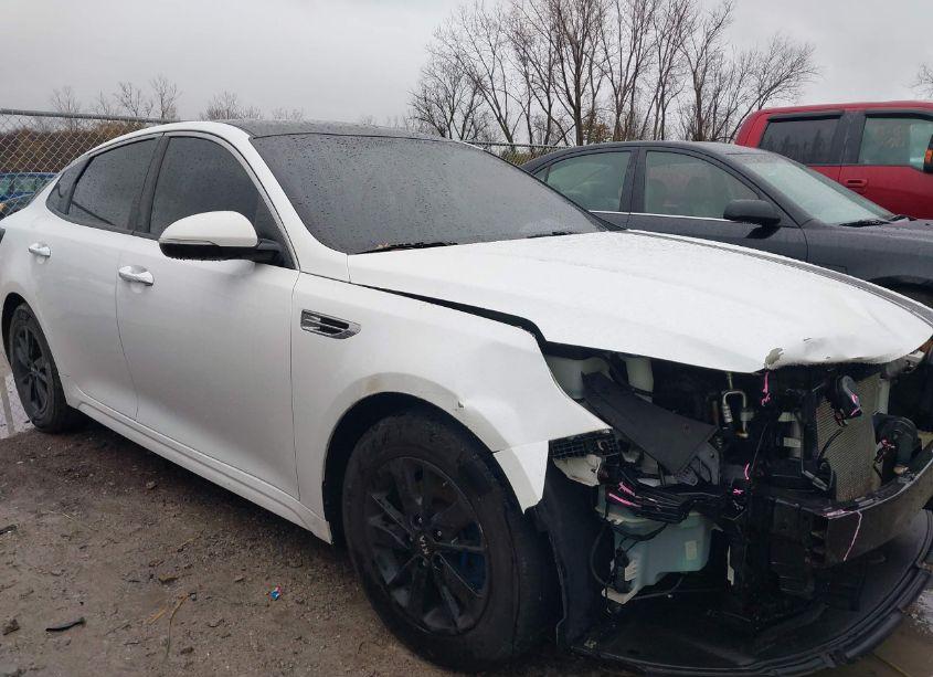 Photo 14 of 2016 Kia Optima LX TURBO (VIN 5XXGT4L12GG002570)