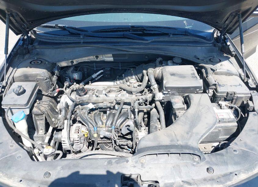 Photo 10 of 2016 Kia Optima LX TURBO (VIN 5XXGT4L12GG077169)