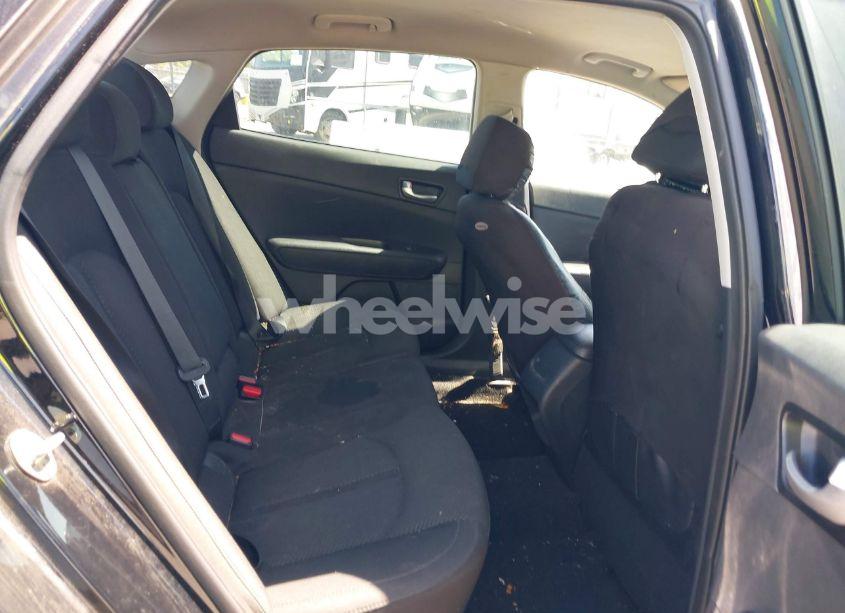 Photo 8 of 2016 Kia Optima LX TURBO (VIN 5XXGT4L12GG077169)