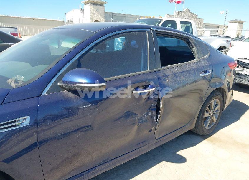 Photo 6 of 2018 Kia Optima LX TURBO (VIN 5XXGT4L12JG208026)