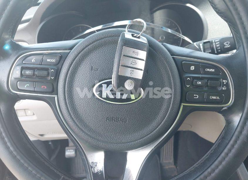 Photo 11 of 2016 Kia Optima LX TURBO (VIN 5XXGT4L13GG014940)