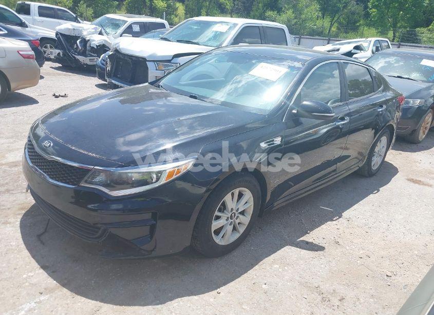 Photo 2 of 2016 Kia Optima LX TURBO (VIN 5XXGT4L13GG014940)