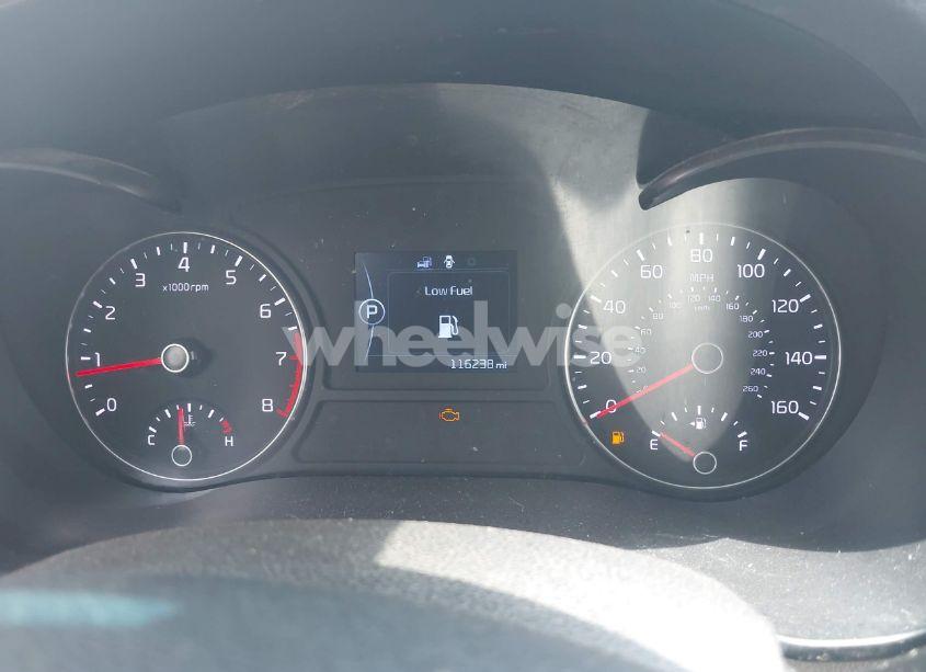 Photo 7 of 2016 Kia Optima LX TURBO (VIN 5XXGT4L13GG014940)