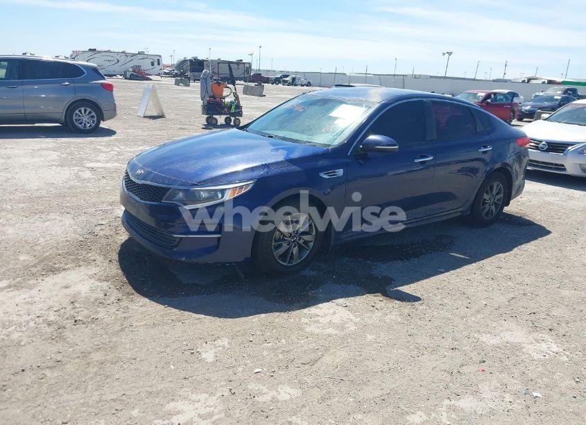 Photo 2 of 2016 Kia Optima LX TURBO (VIN 5XXGT4L13GG030586)