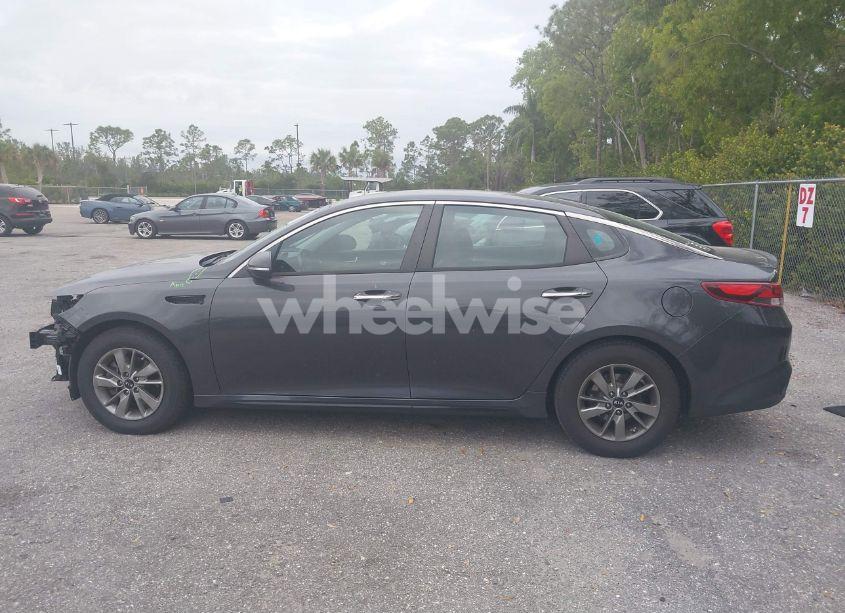 Photo 14 of 2017 Kia Optima LX TURBO (VIN 5XXGT4L13HG176701)