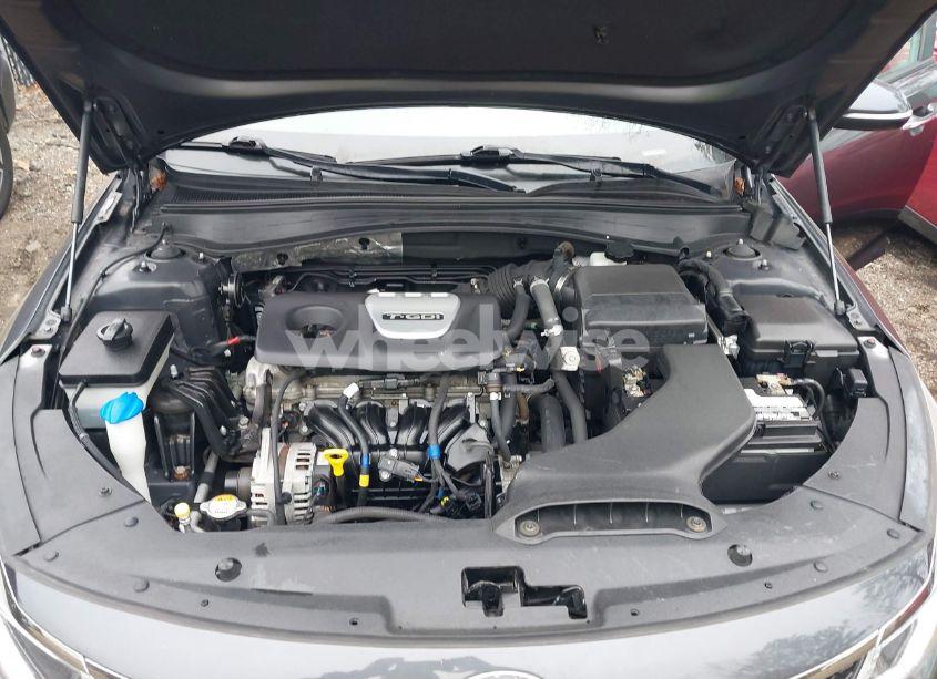 Photo 10 of 2016 Kia Optima LX TURBO (VIN 5XXGT4L15GG002546)