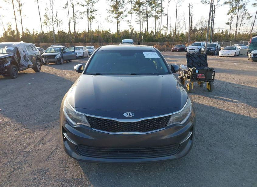 Photo 12 of 2017 Kia Optima LX TURBO (VIN 5XXGT4L15HG128813)