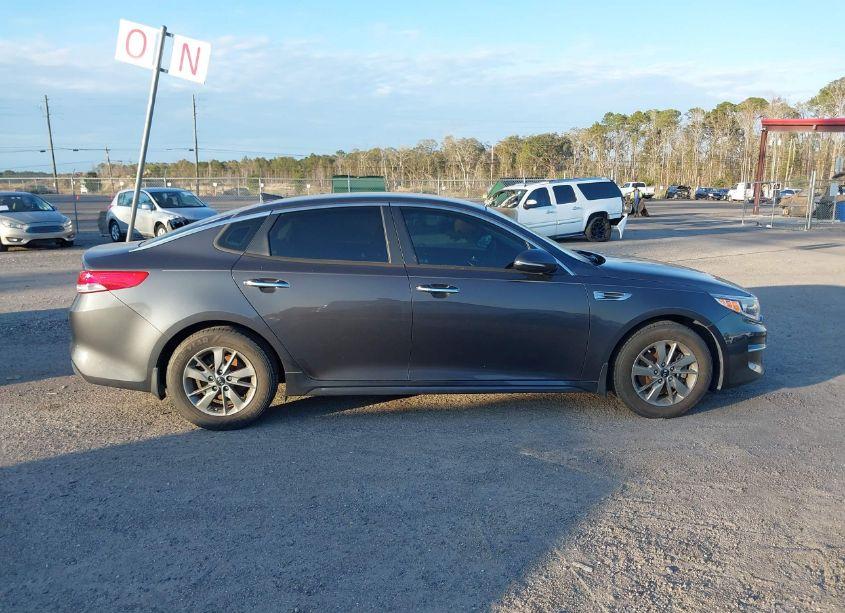 Photo 13 of 2017 Kia Optima LX TURBO (VIN 5XXGT4L15HG128813)