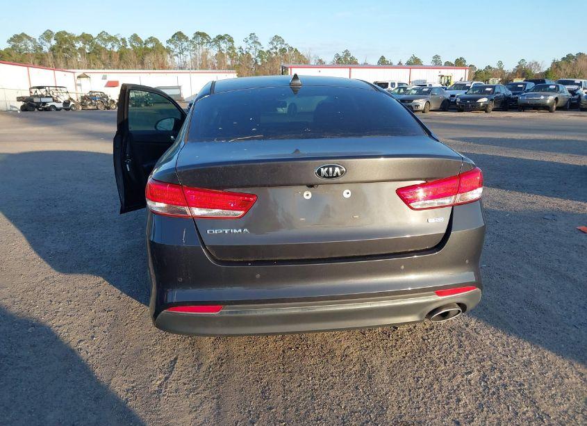 Photo 16 of 2017 Kia Optima LX TURBO (VIN 5XXGT4L15HG128813)