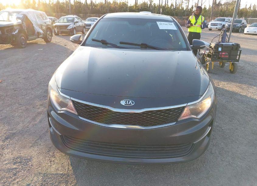 Photo 6 of 2017 Kia Optima LX TURBO (VIN 5XXGT4L15HG128813)