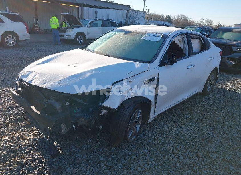 Photo 2 of 2017 Kia Optima LX TURBO (VIN 5XXGT4L15HG172231)