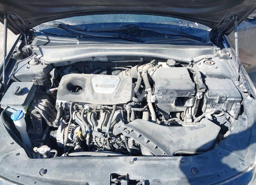 Photo 10 of 2016 Kia Optima LX TURBO (VIN 5XXGT4L16GG012857)