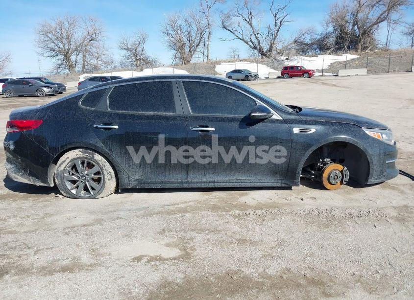 Photo 12 of 2016 Kia Optima LX TURBO (VIN 5XXGT4L16GG012857)