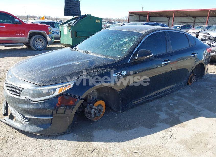 Photo 2 of 2016 Kia Optima LX TURBO (VIN 5XXGT4L16GG012857)