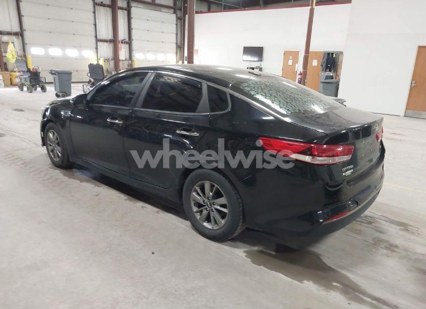 Photo 3 of 2016 Kia Optima LX TURBO (VIN 5XXGT4L16GG013751)