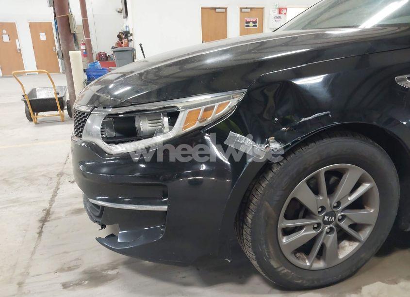 Photo 6 of 2016 Kia Optima LX TURBO (VIN 5XXGT4L16GG013751)