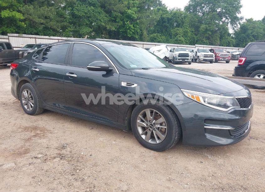 2016 Kia Optima LX TURBO (VIN 5XXGT4L17GG027576) main photo