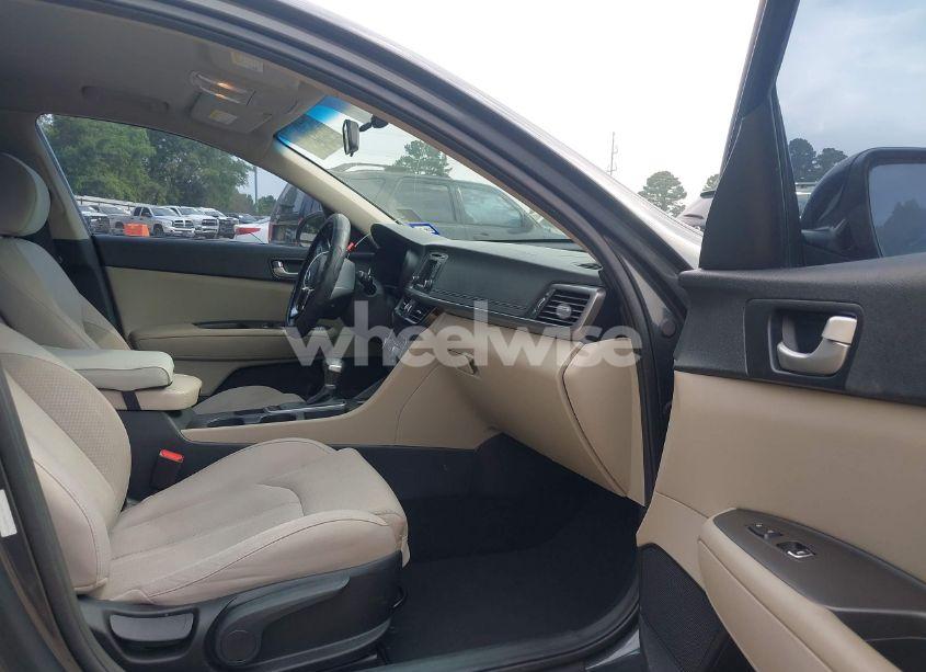 Photo 5 of 2016 Kia Optima LX TURBO (VIN 5XXGT4L17GG027576)