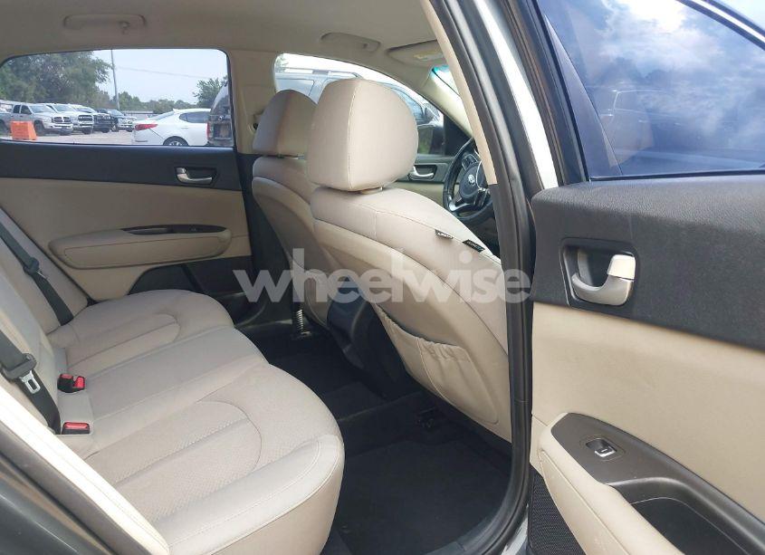 Photo 8 of 2016 Kia Optima LX TURBO (VIN 5XXGT4L17GG027576)