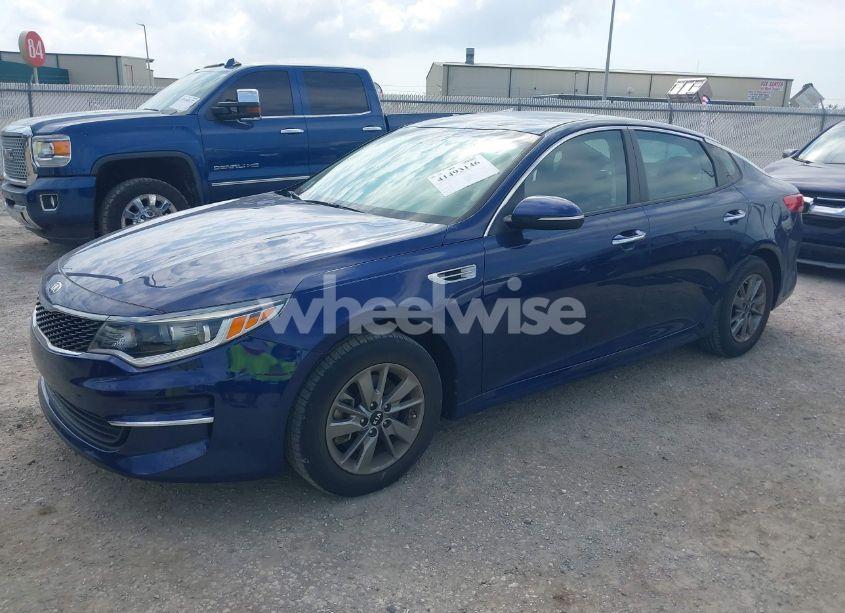 Photo 2 of 2018 Kia Optima LX TURBO (VIN 5XXGT4L17JG194320)