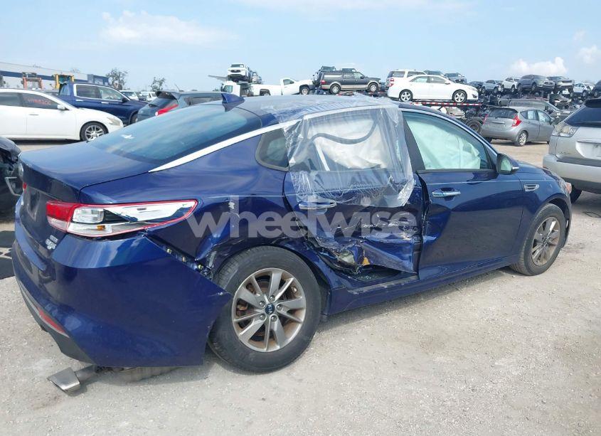 Photo 4 of 2018 Kia Optima LX TURBO (VIN 5XXGT4L17JG194320)