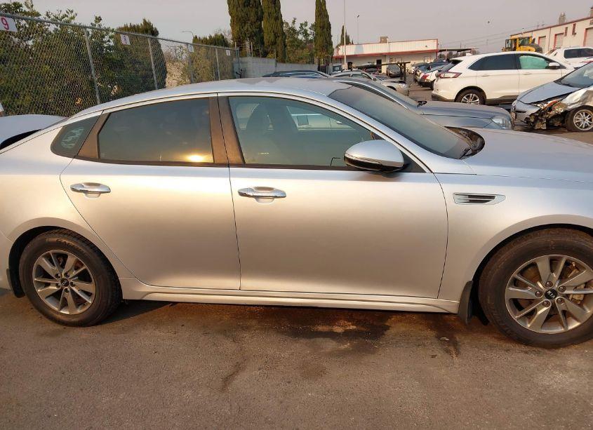 Photo 13 of 2016 Kia Optima LX TURBO (VIN 5XXGT4L18GG027473)