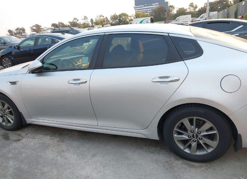 Photo 14 of 2016 Kia Optima LX TURBO (VIN 5XXGT4L18GG027473)