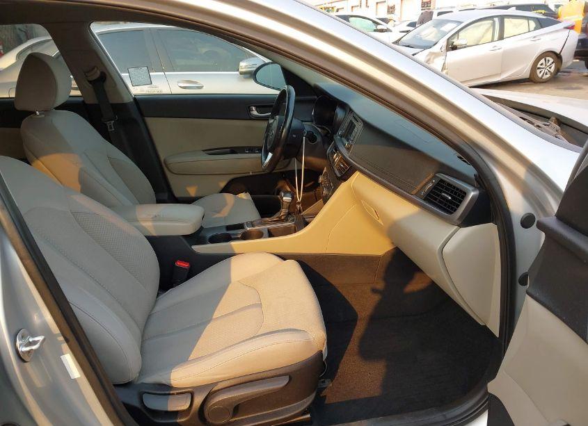 Photo 5 of 2016 Kia Optima LX TURBO (VIN 5XXGT4L18GG027473)