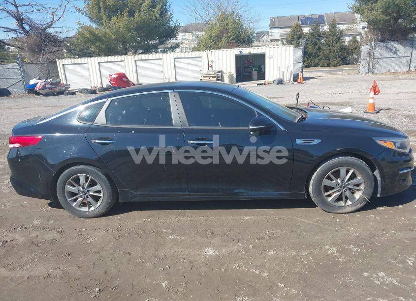 Photo 13 of 2016 Kia Optima LX TURBO (VIN 5XXGT4L18GG029739)