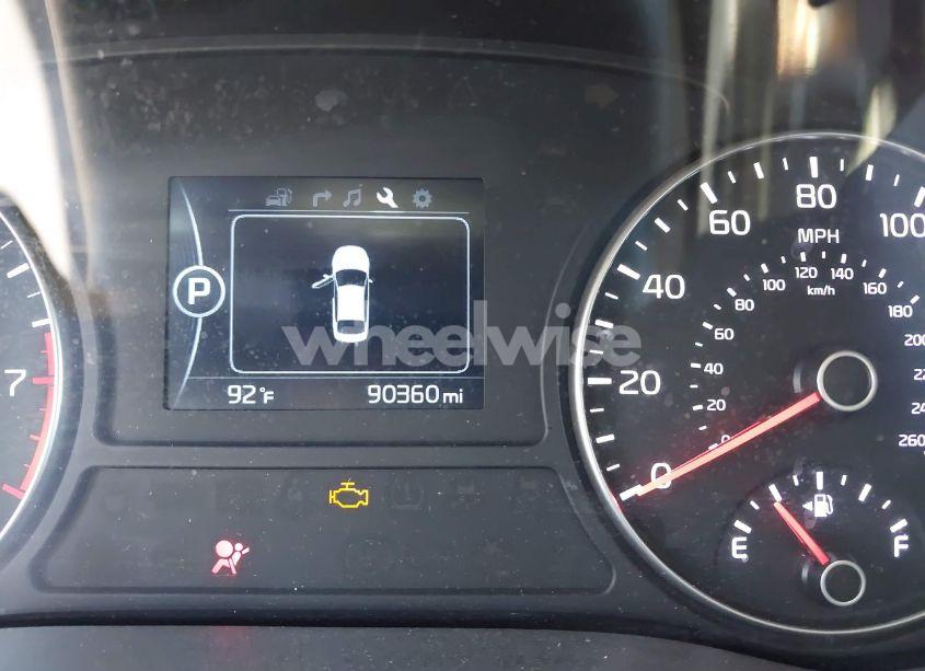 Photo 15 of 2017 Kia Optima LX TURBO (VIN 5XXGT4L18HG151230)