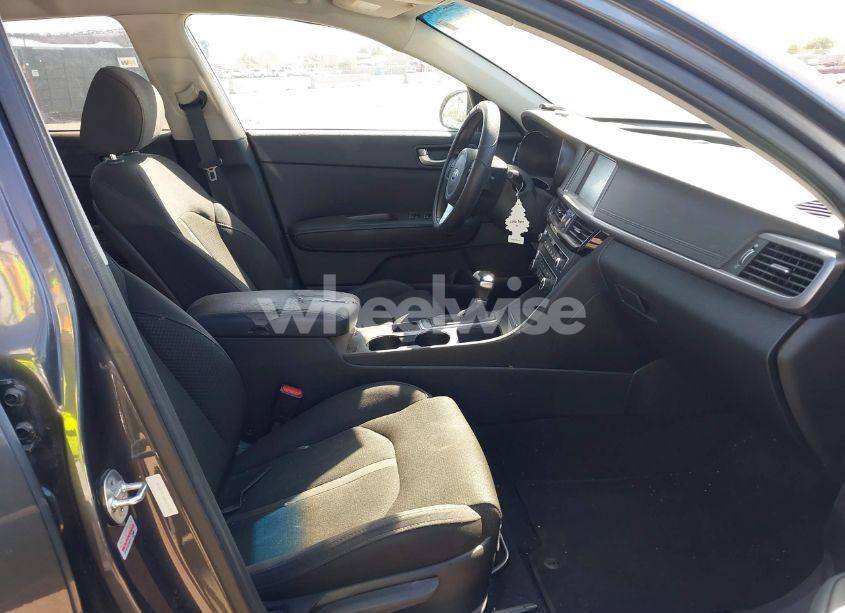 Photo 5 of 2017 Kia Optima LX TURBO (VIN 5XXGT4L18HG151230)