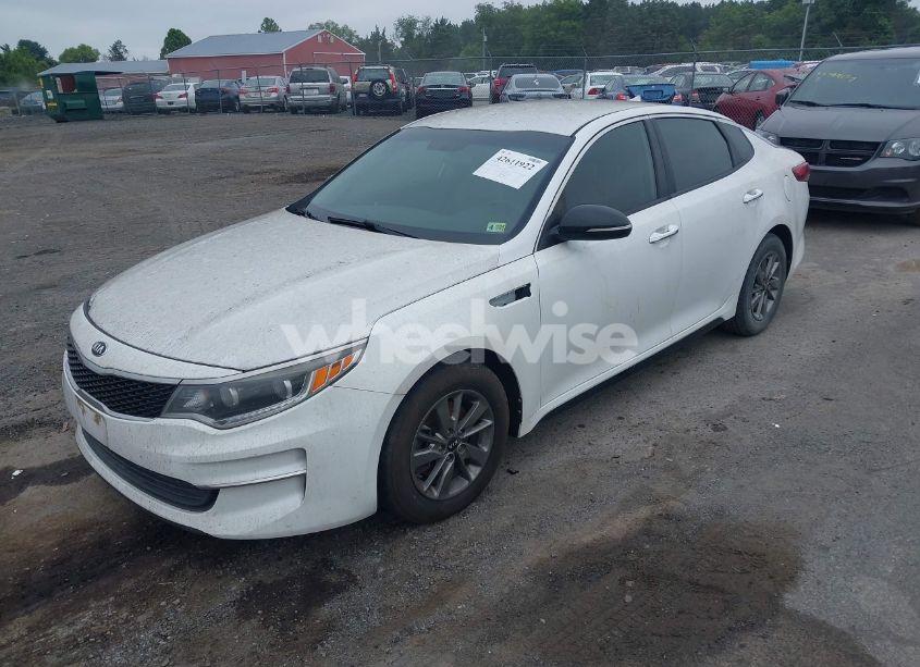 Photo 2 of 2017 Kia Optima LX TURBO (VIN 5XXGT4L18HG171039)