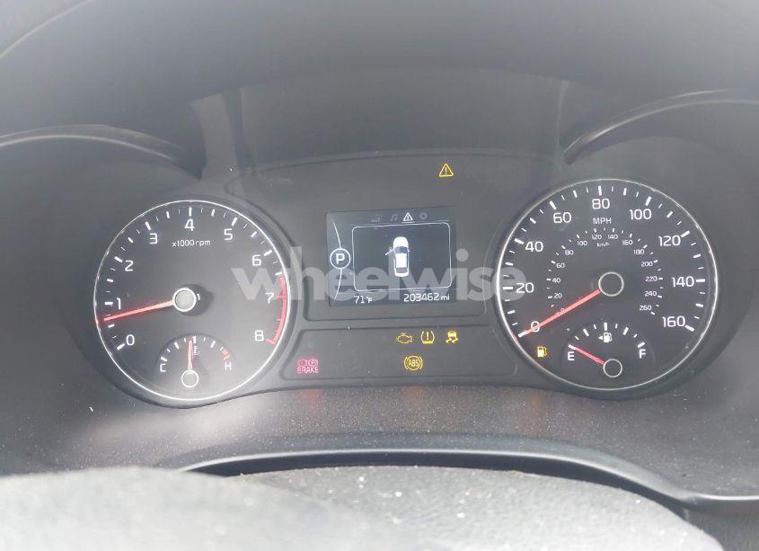 Photo 7 of 2017 Kia Optima LX TURBO (VIN 5XXGT4L18HG171039)