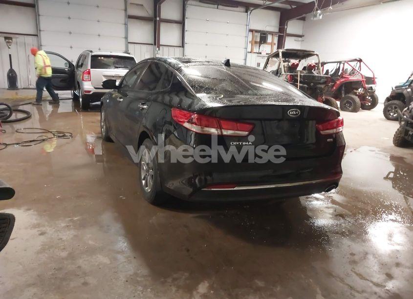 Photo 3 of 2018 Kia Optima LX TURBO (VIN 5XXGT4L19JG193623)