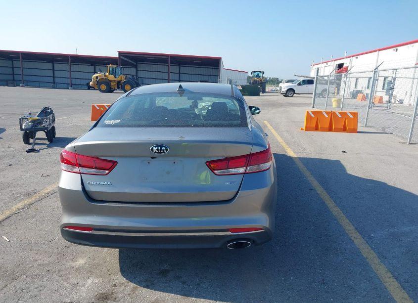 Photo 16 of 2016 Kia Optima LX TURBO (VIN 5XXGT4L1XGG034960)