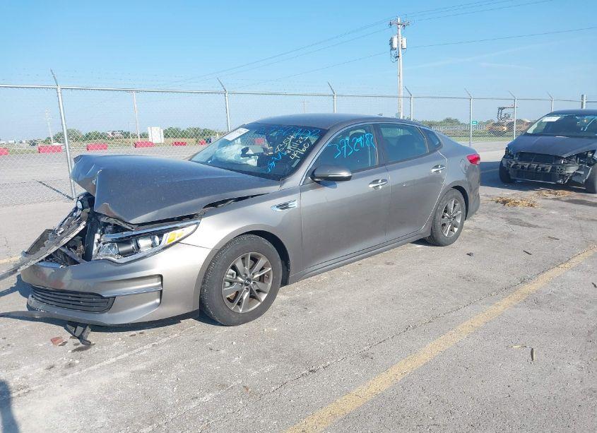 Photo 2 of 2016 Kia Optima LX TURBO (VIN 5XXGT4L1XGG034960)