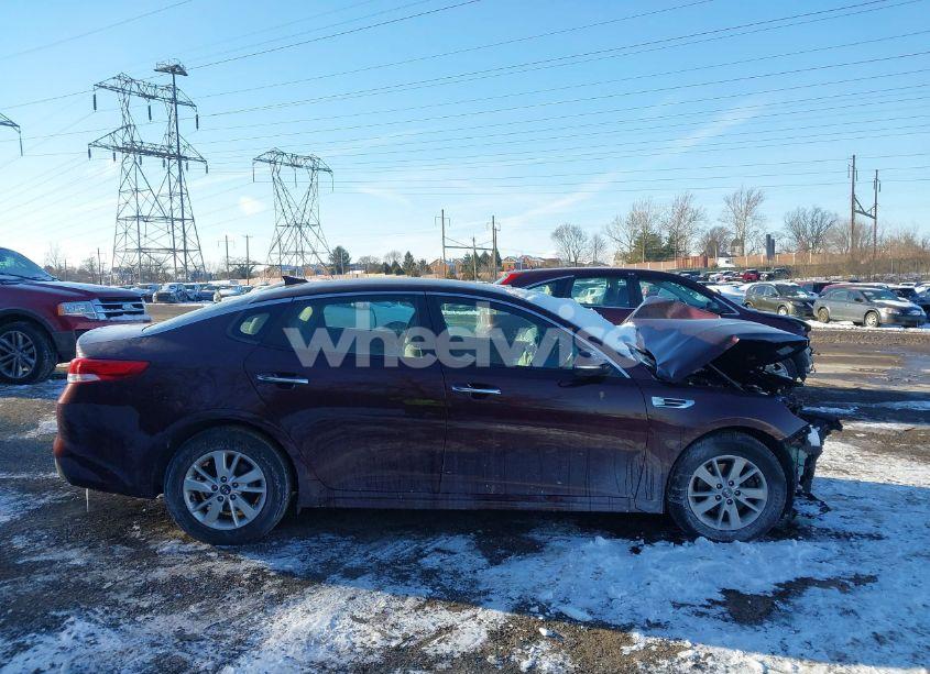Photo 12 of 2016 Kia Optima LX (VIN 5XXGT4L30GG004724)