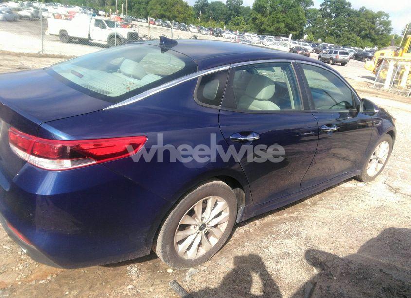 Photo 4 of 2016 Kia Optima LX (VIN 5XXGT4L30GG006585)