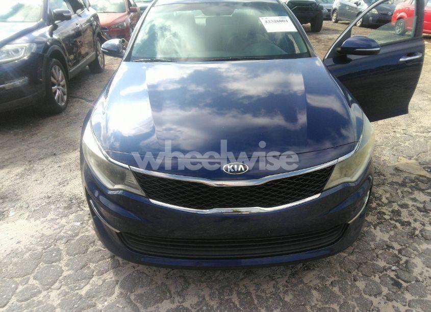 Photo 6 of 2016 Kia Optima LX (VIN 5XXGT4L30GG006585)