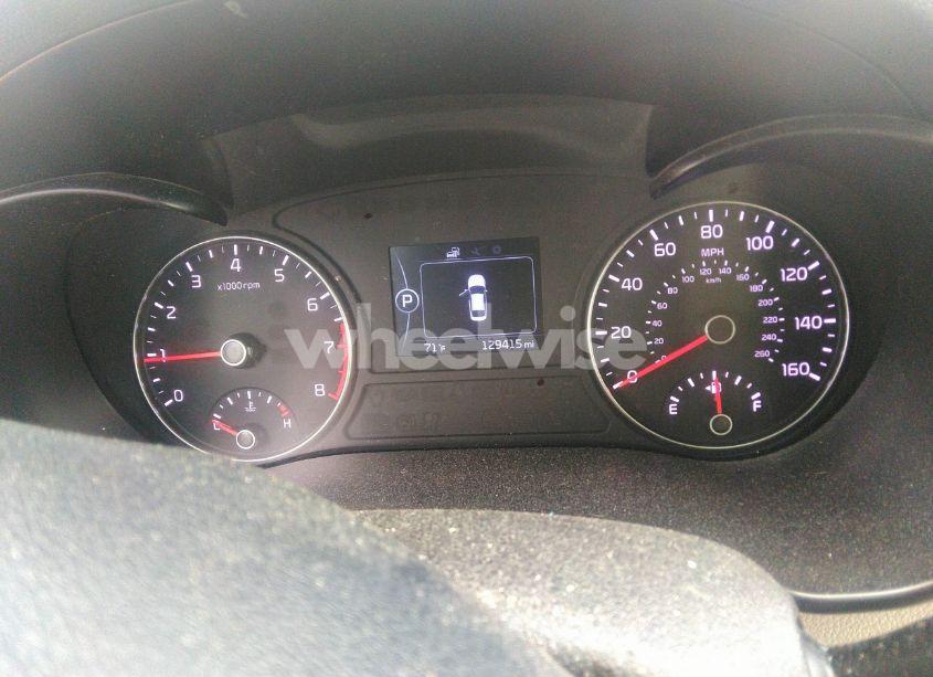 Photo 7 of 2016 Kia Optima LX (VIN 5XXGT4L30GG006585)