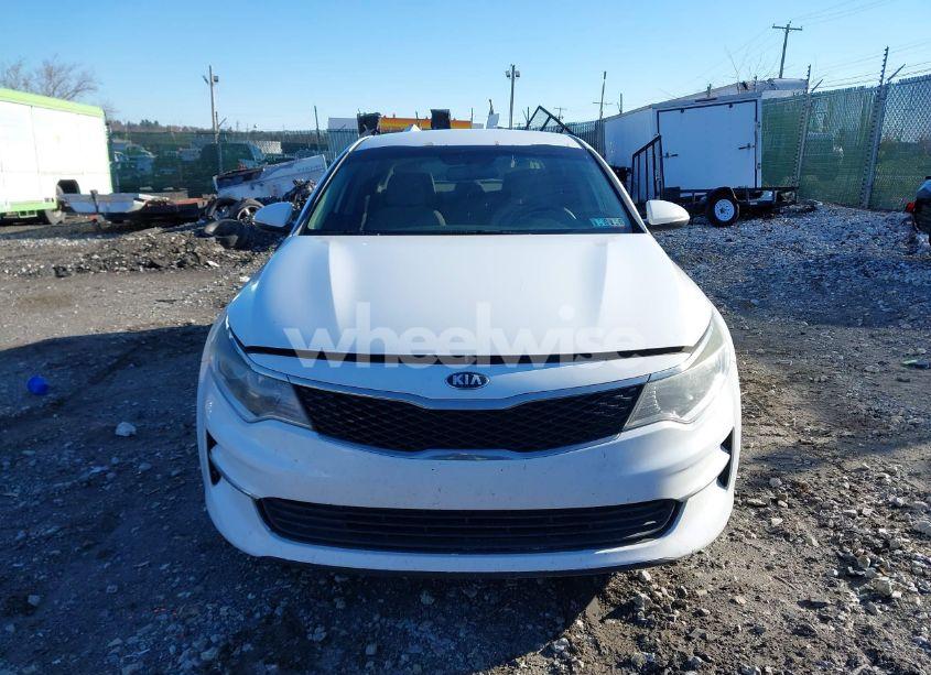 Photo 11 of 2016 Kia Optima LX (VIN 5XXGT4L30GG007333)