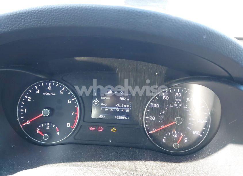 Photo 7 of 2016 Kia Optima LX (VIN 5XXGT4L30GG007333)