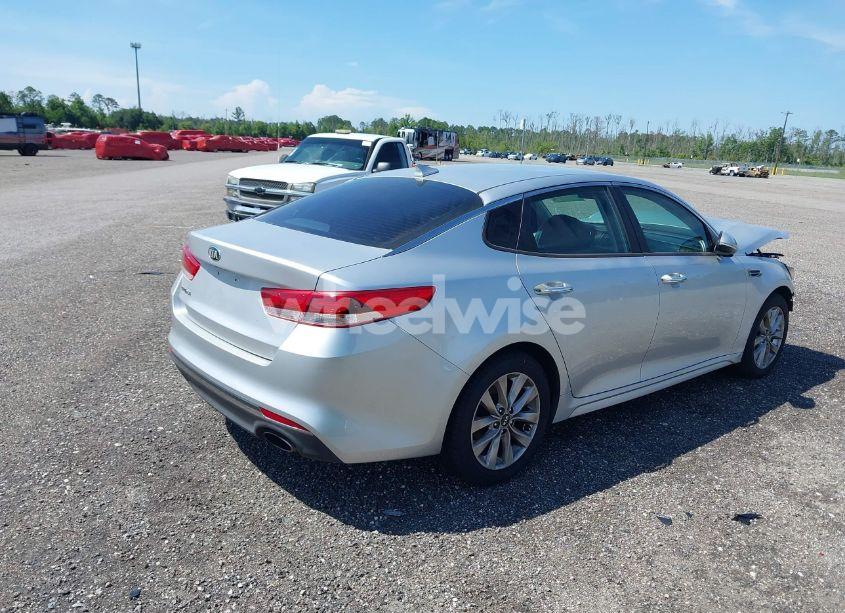 Photo 4 of 2016 Kia Optima LX (VIN 5XXGT4L30GG009177)