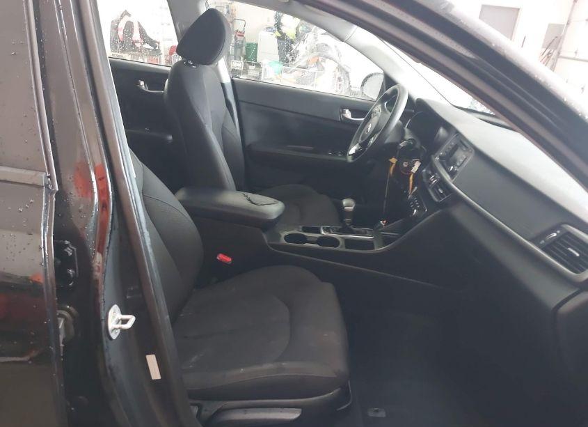 Photo 5 of 2016 Kia Optima LX (VIN 5XXGT4L30GG028506)