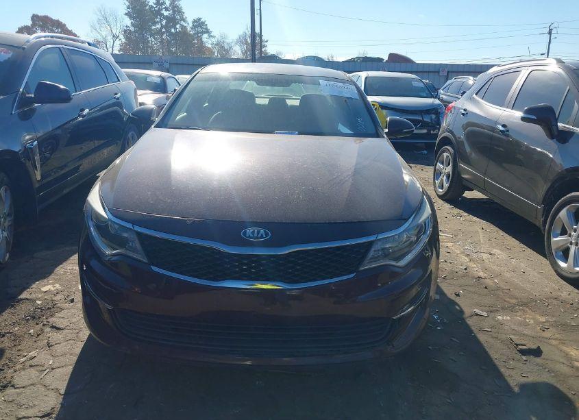 Photo 12 of 2016 Kia Optima LX (VIN 5XXGT4L30GG030286)