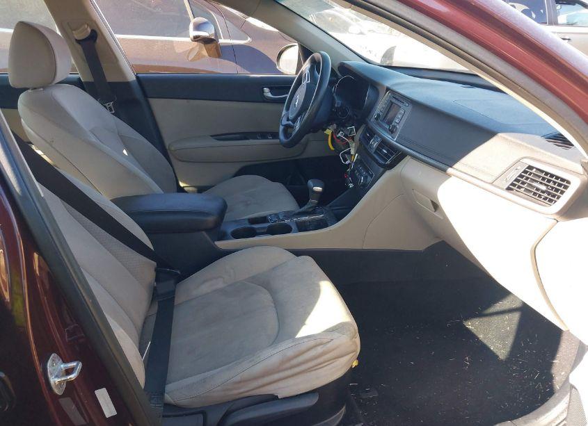 Photo 5 of 2016 Kia Optima LX (VIN 5XXGT4L30GG030286)