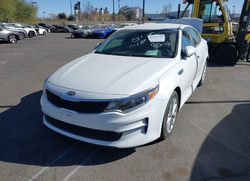 Photo 2 of 2016 Kia Optima LX (VIN 5XXGT4L30GG045001)