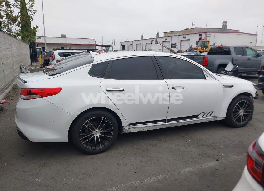 Photo 14 of 2016 Kia Optima LX (VIN 5XXGT4L30GG060095)