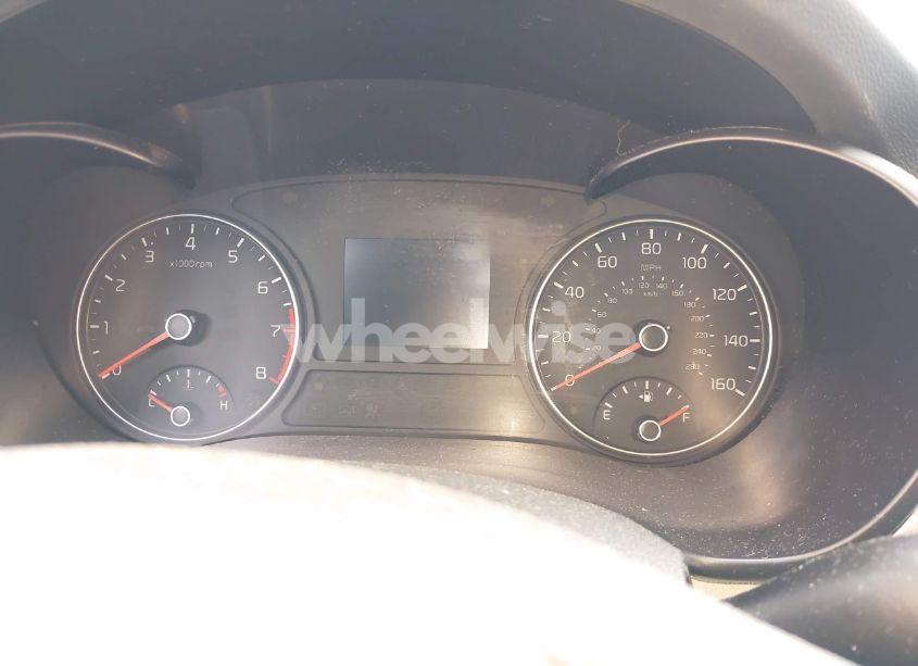 Photo 7 of 2016 Kia Optima LX (VIN 5XXGT4L30GG073039)